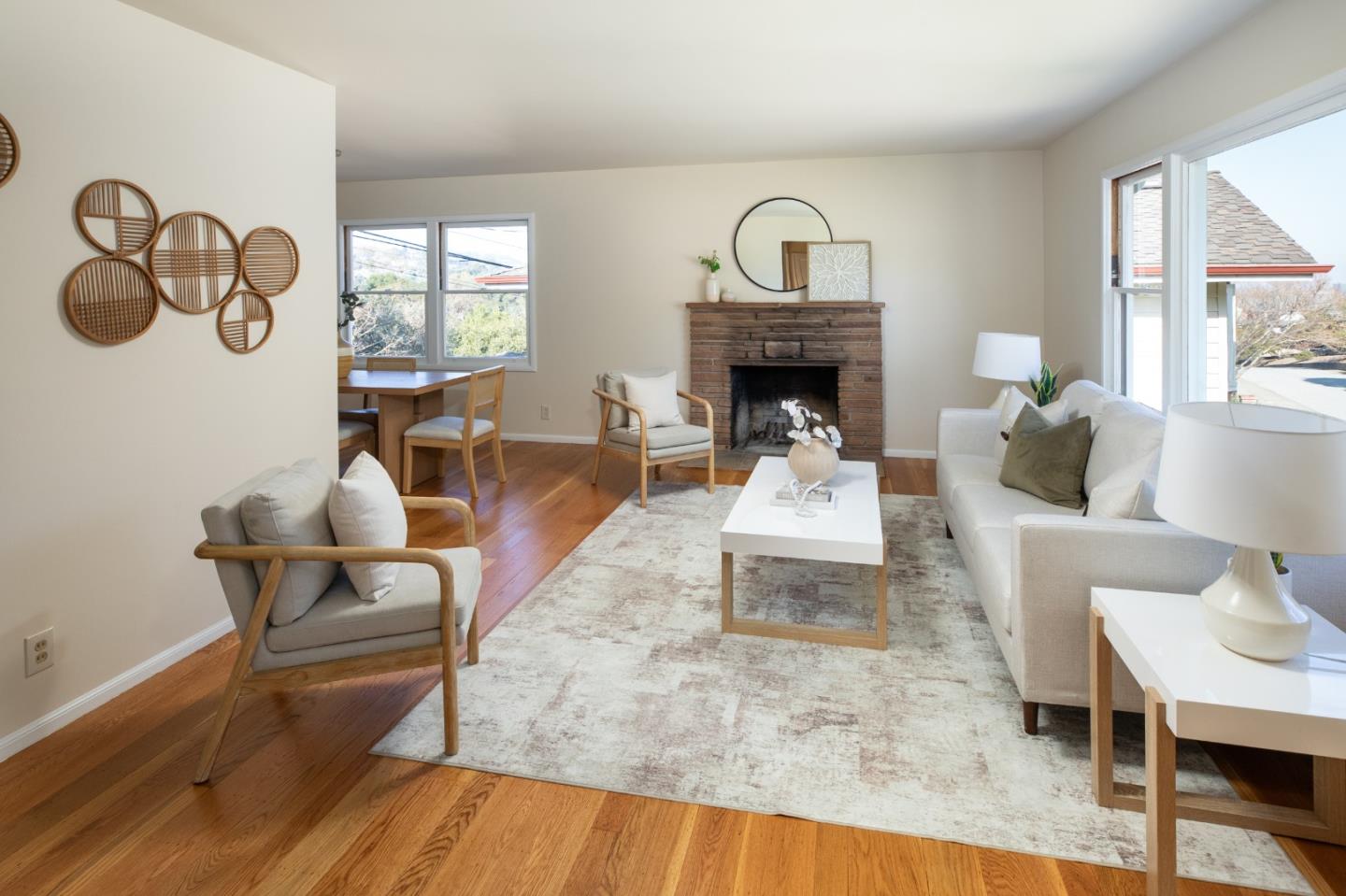 Detail Gallery Image 2 of 18 For 3820 Fernwood St, San Mateo,  CA 94403 - 3 Beds | 2 Baths