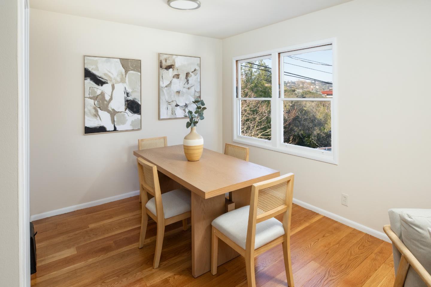 Detail Gallery Image 3 of 18 For 3820 Fernwood St, San Mateo,  CA 94403 - 3 Beds | 2 Baths