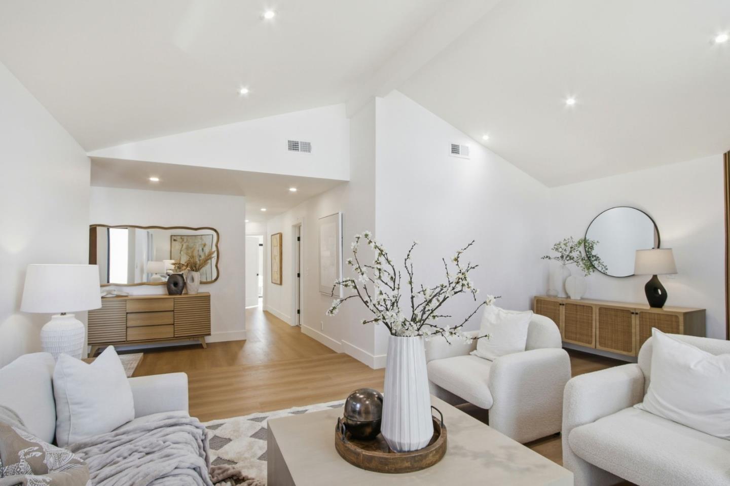 Detail Gallery Image 11 of 33 For 2848 Donizetti Ct, San Jose,  CA 95132 - 3 Beds | 2 Baths