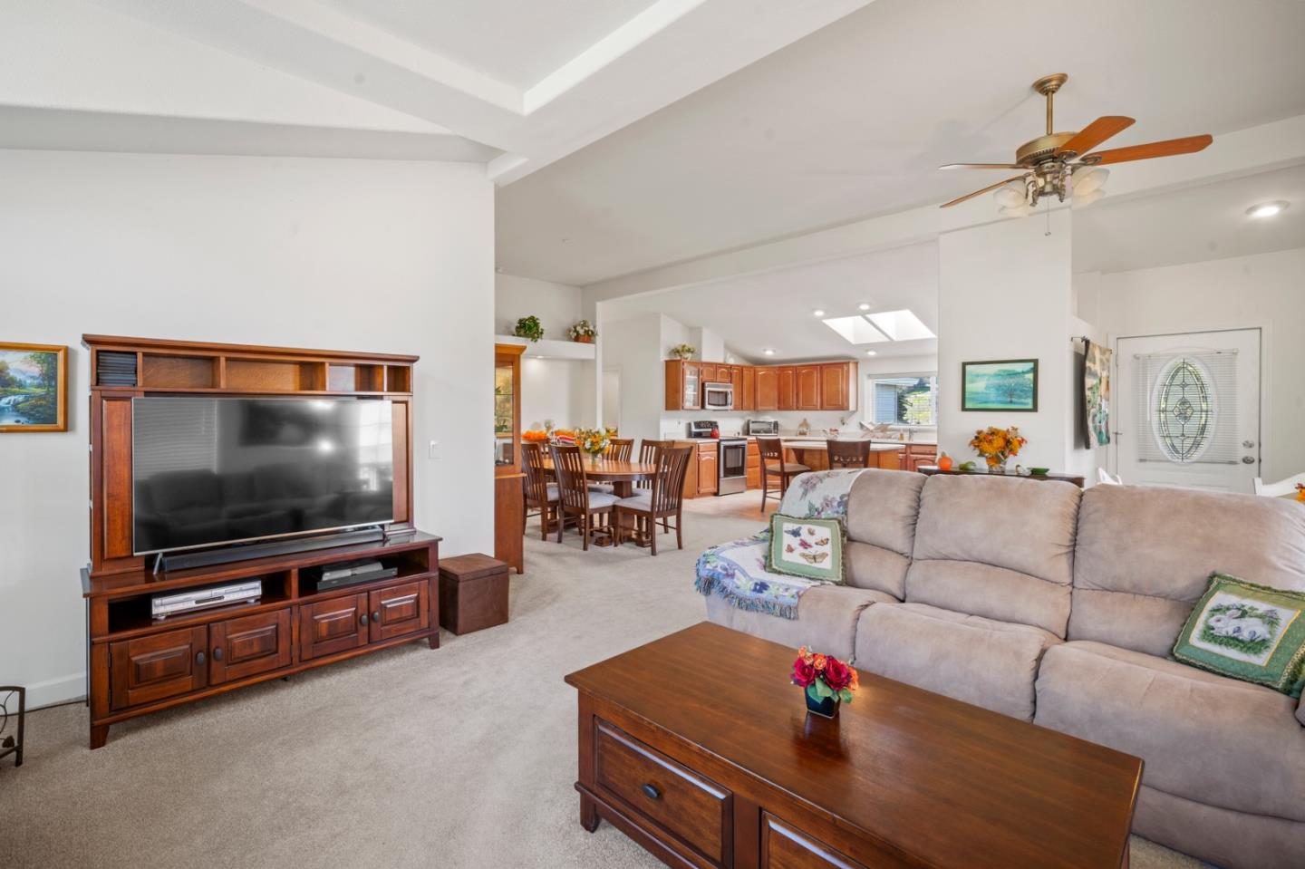 Detail Gallery Image 14 of 49 For 225 Dunbarton Rd, Aromas,  CA 95004 - 3 Beds | 2 Baths