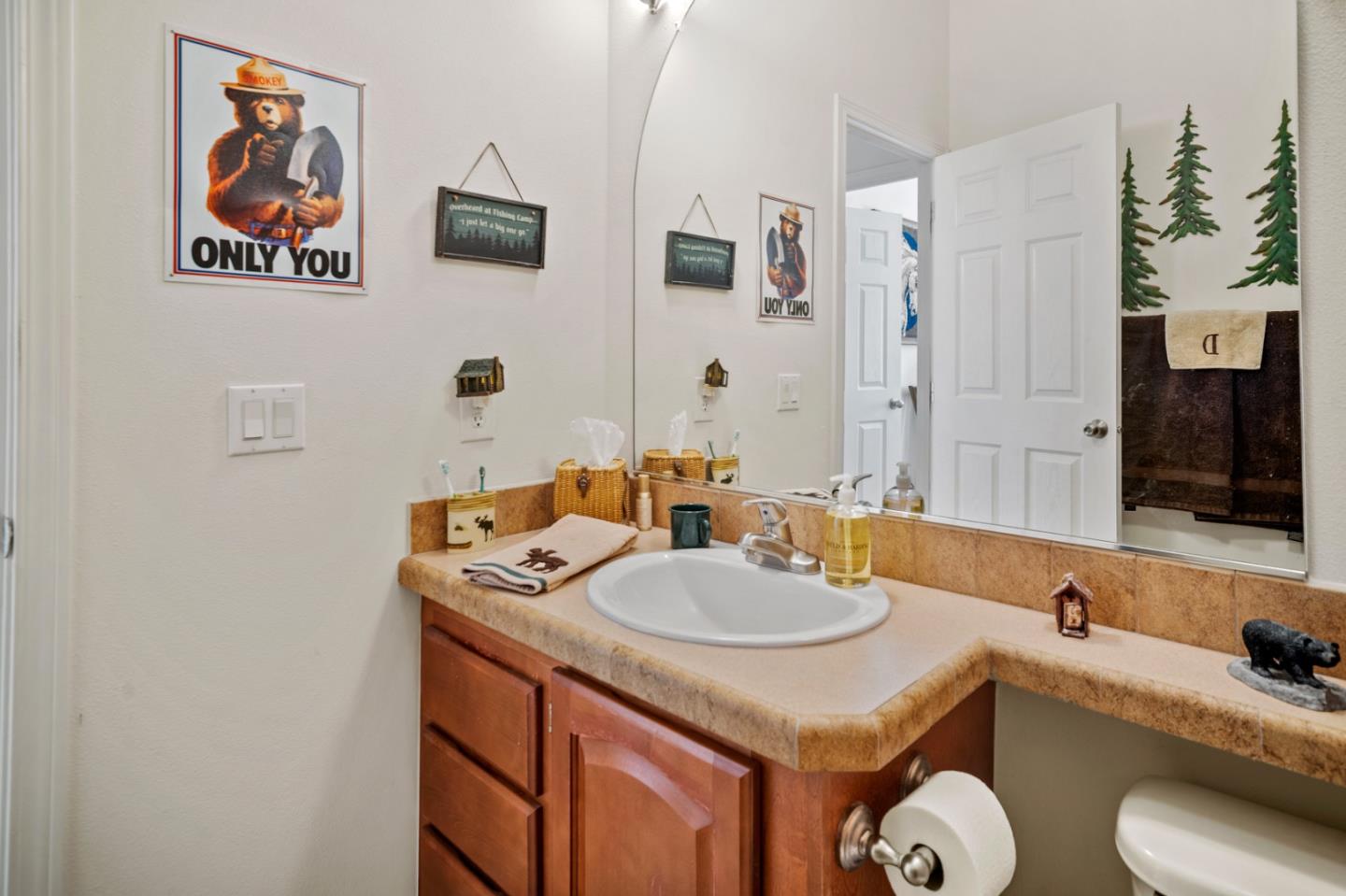 Detail Gallery Image 23 of 49 For 225 Dunbarton Rd, Aromas,  CA 95004 - 3 Beds | 2 Baths