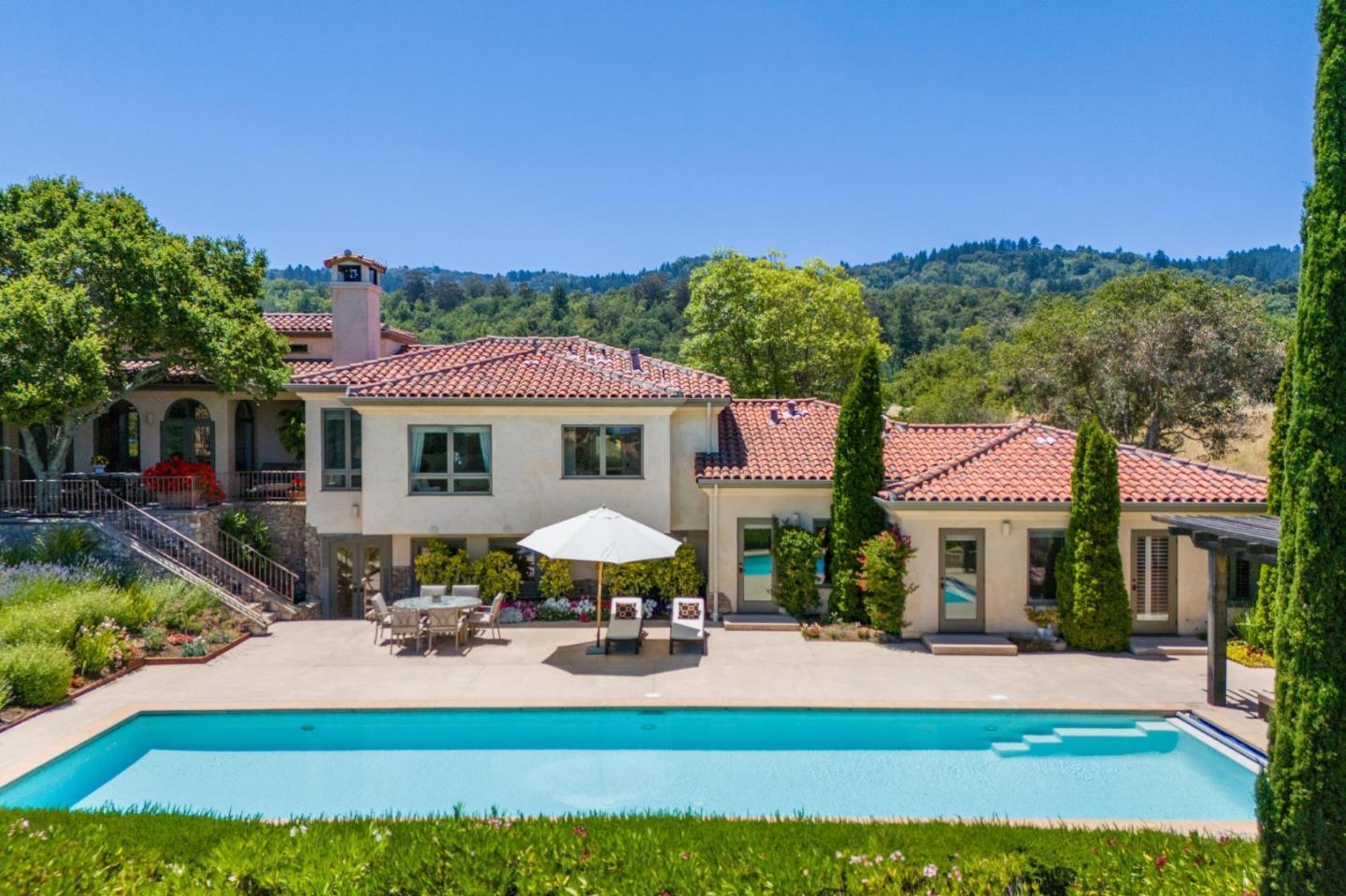 Detail Gallery Image 50 of 58 For 7 Redberry Rdg, Portola Valley,  CA 94028 - 5 Beds | 7/1 Baths