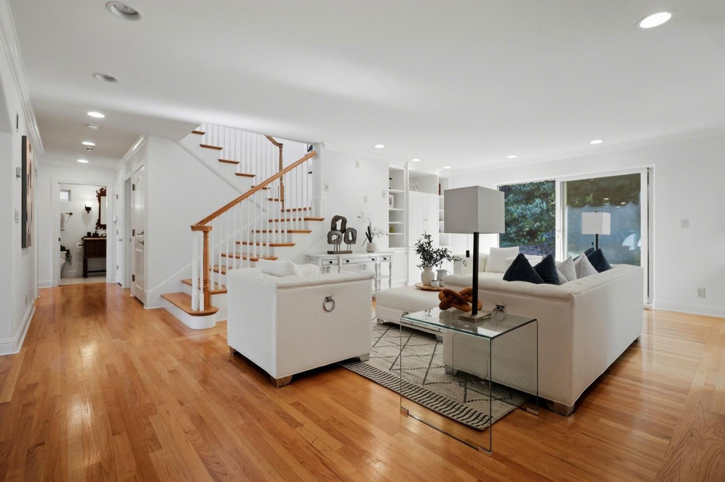 Detail Gallery Image 14 of 34 For 917 Anita Ave, Belmont,  CA 94002 - 4 Beds | 4 Baths