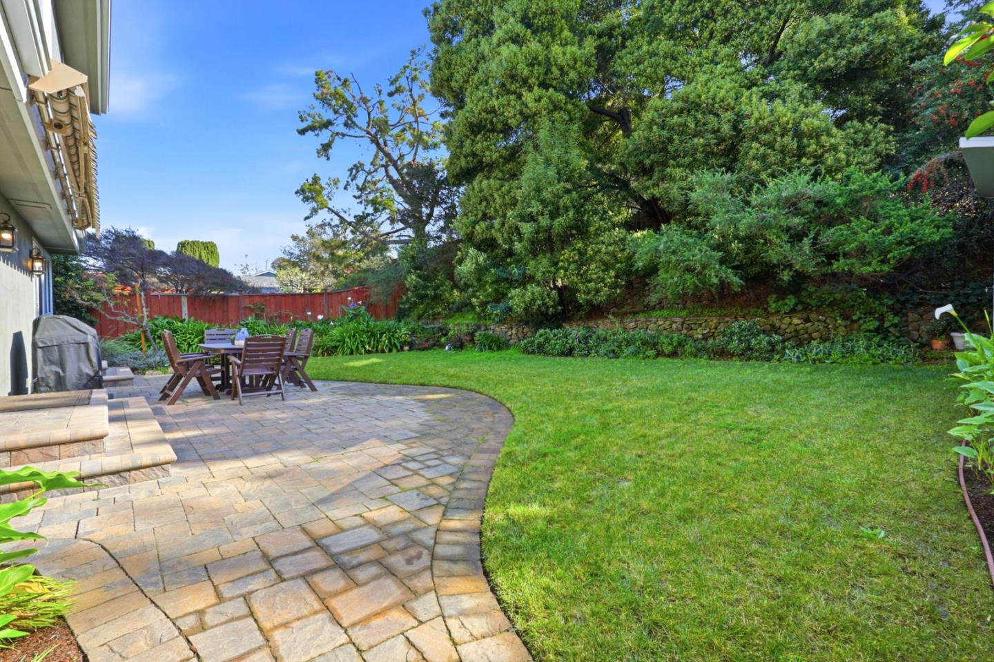 Detail Gallery Image 31 of 34 For 917 Anita Ave, Belmont,  CA 94002 - 4 Beds | 4 Baths