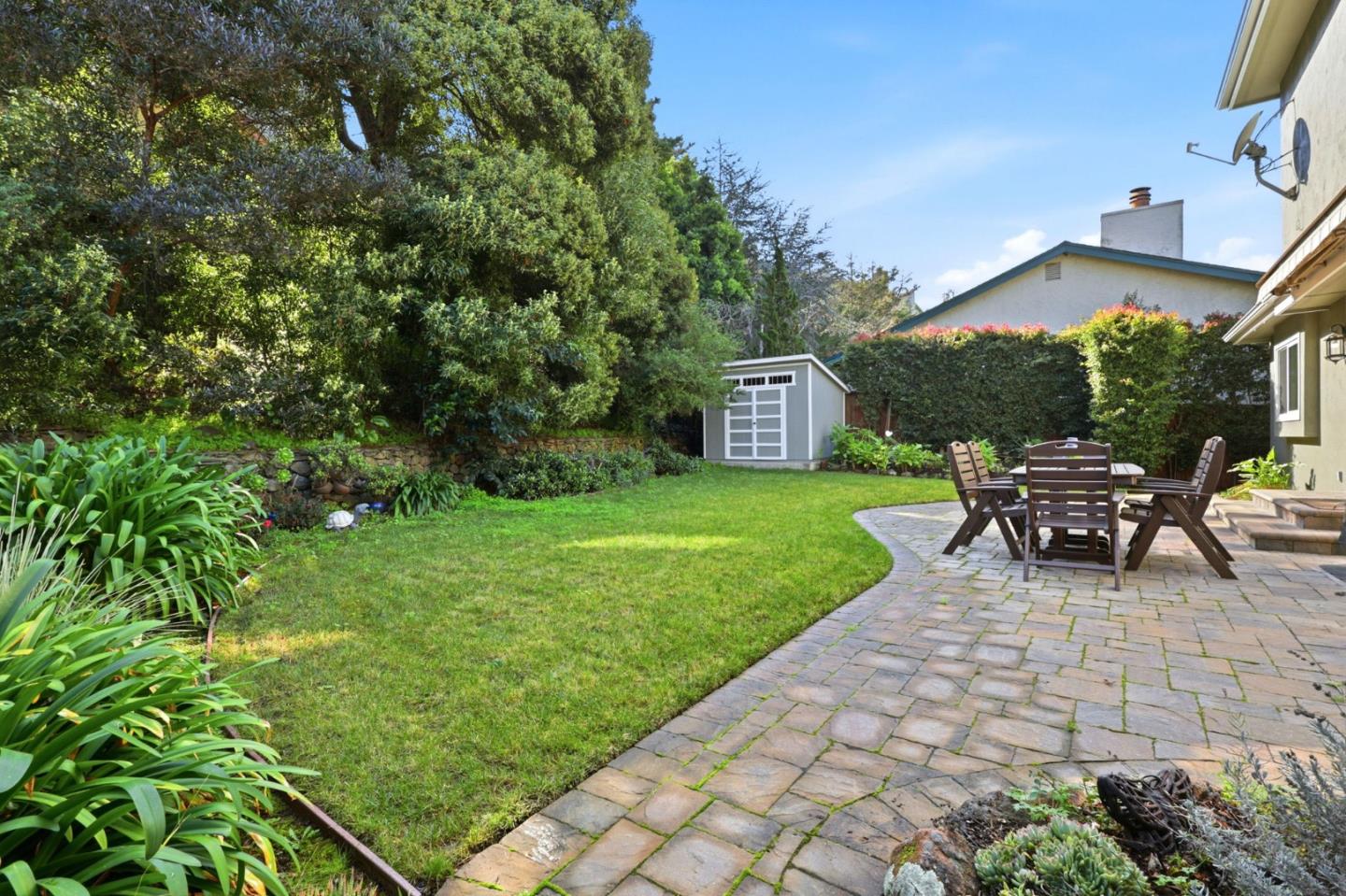 Detail Gallery Image 32 of 34 For 917 Anita Ave, Belmont,  CA 94002 - 4 Beds | 4 Baths