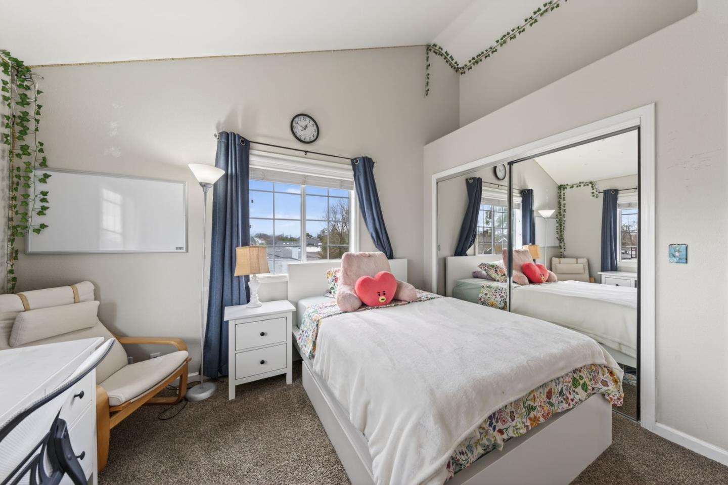 Detail Gallery Image 18 of 33 For 2357 Sunny Vista, San Jose,  CA 95128 - 4 Beds | 2/1 Baths