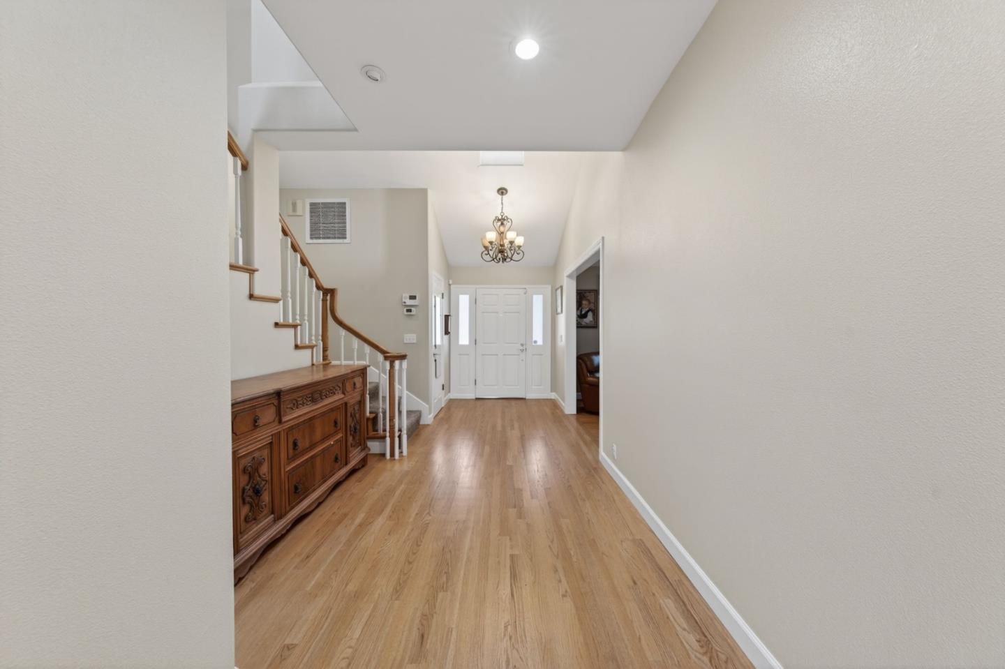 Detail Gallery Image 5 of 33 For 2357 Sunny Vista, San Jose,  CA 95128 - 4 Beds | 2/1 Baths