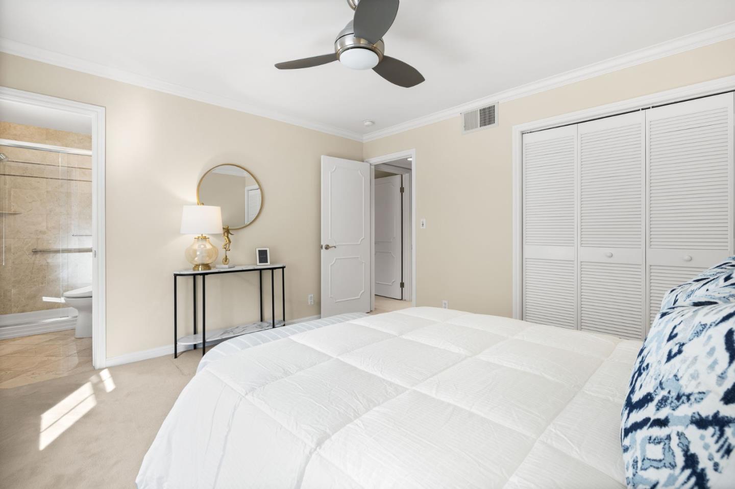 Detail Gallery Image 20 of 34 For 445 Oak Grove Ave #15,  Menlo Park,  CA 94025 - 3 Beds | 2 Baths