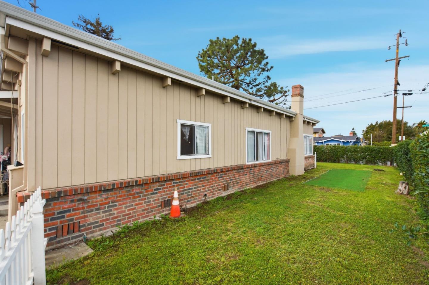 Detail Gallery Image 20 of 39 For 344 Buckeye St, Redwood City,  CA 94063 - – Beds | – Baths