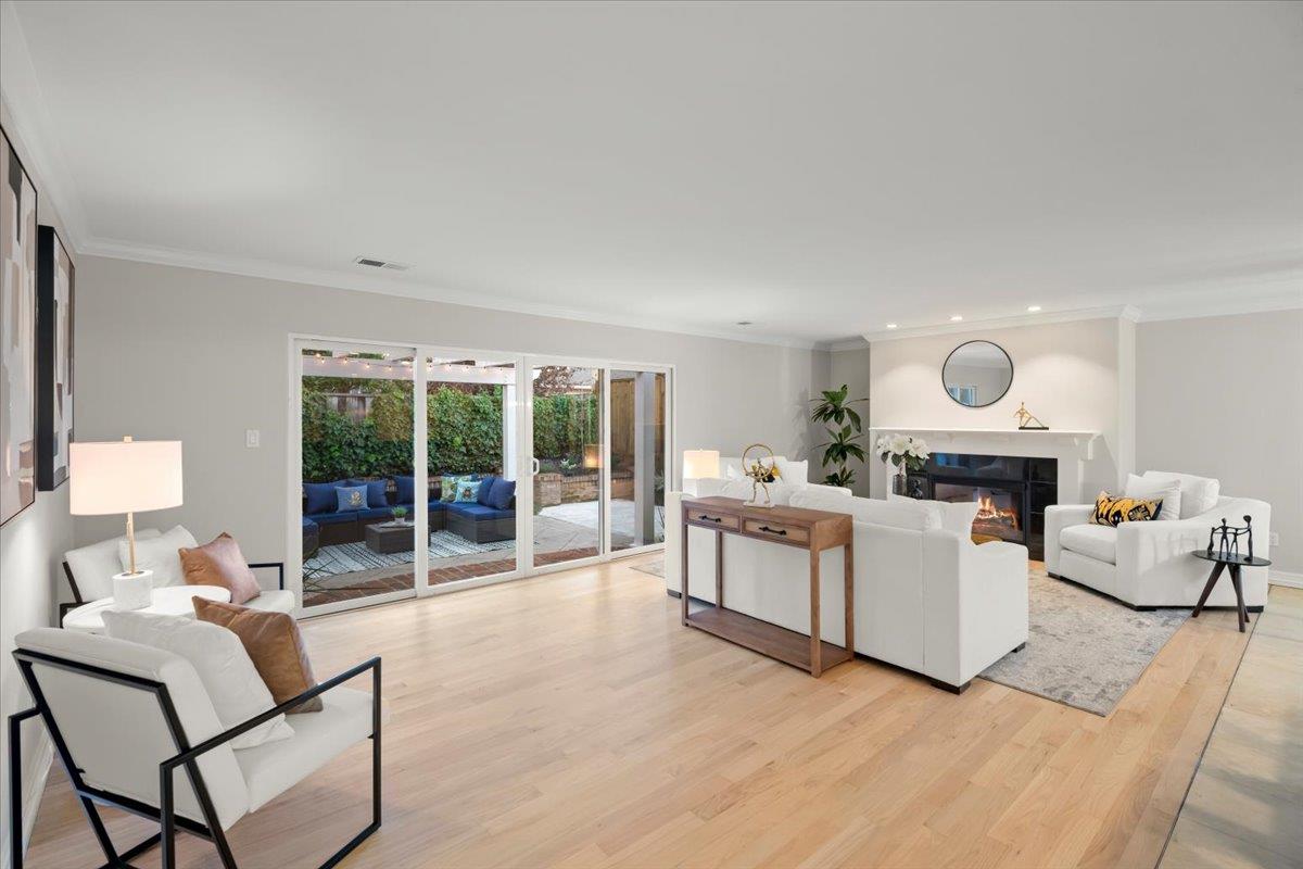 Detail Gallery Image 6 of 37 For 4845 Kingwood Way, San Jose,  CA 95124 - 4 Beds | 2 Baths