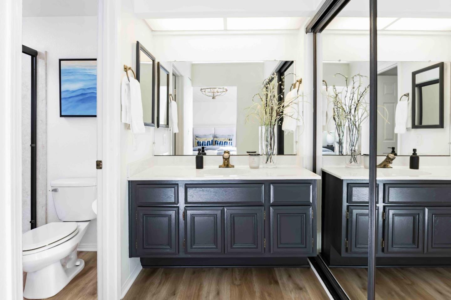 Detail Gallery Image 15 of 20 For 756 Newport Cir, Redwood City,  CA 94065 - 3 Beds | 2/1 Baths