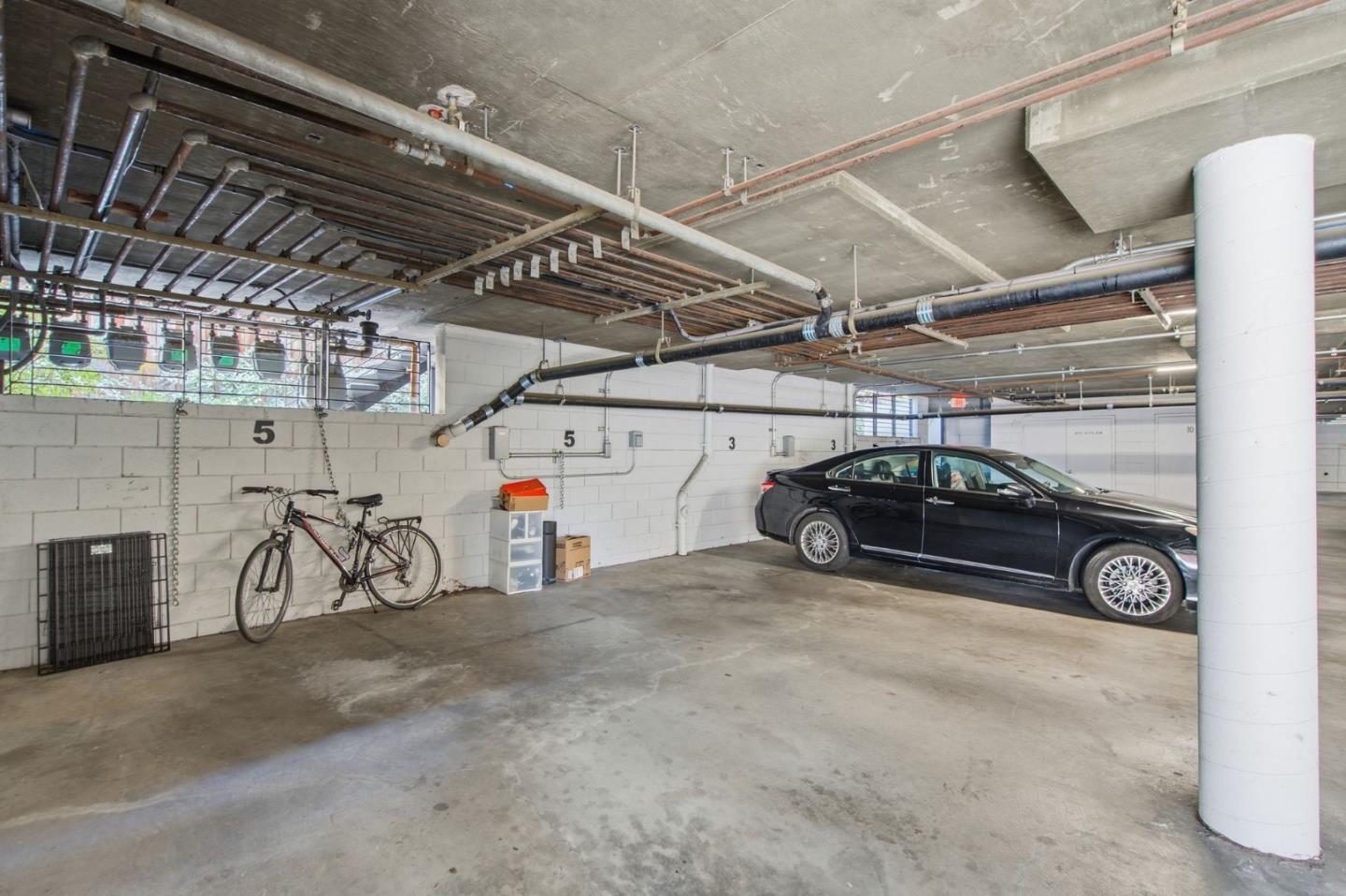 Detail Gallery Image 15 of 19 For 1326 Hoover St #5,  Menlo Park,  CA 94025 - 3 Beds | 2/1 Baths