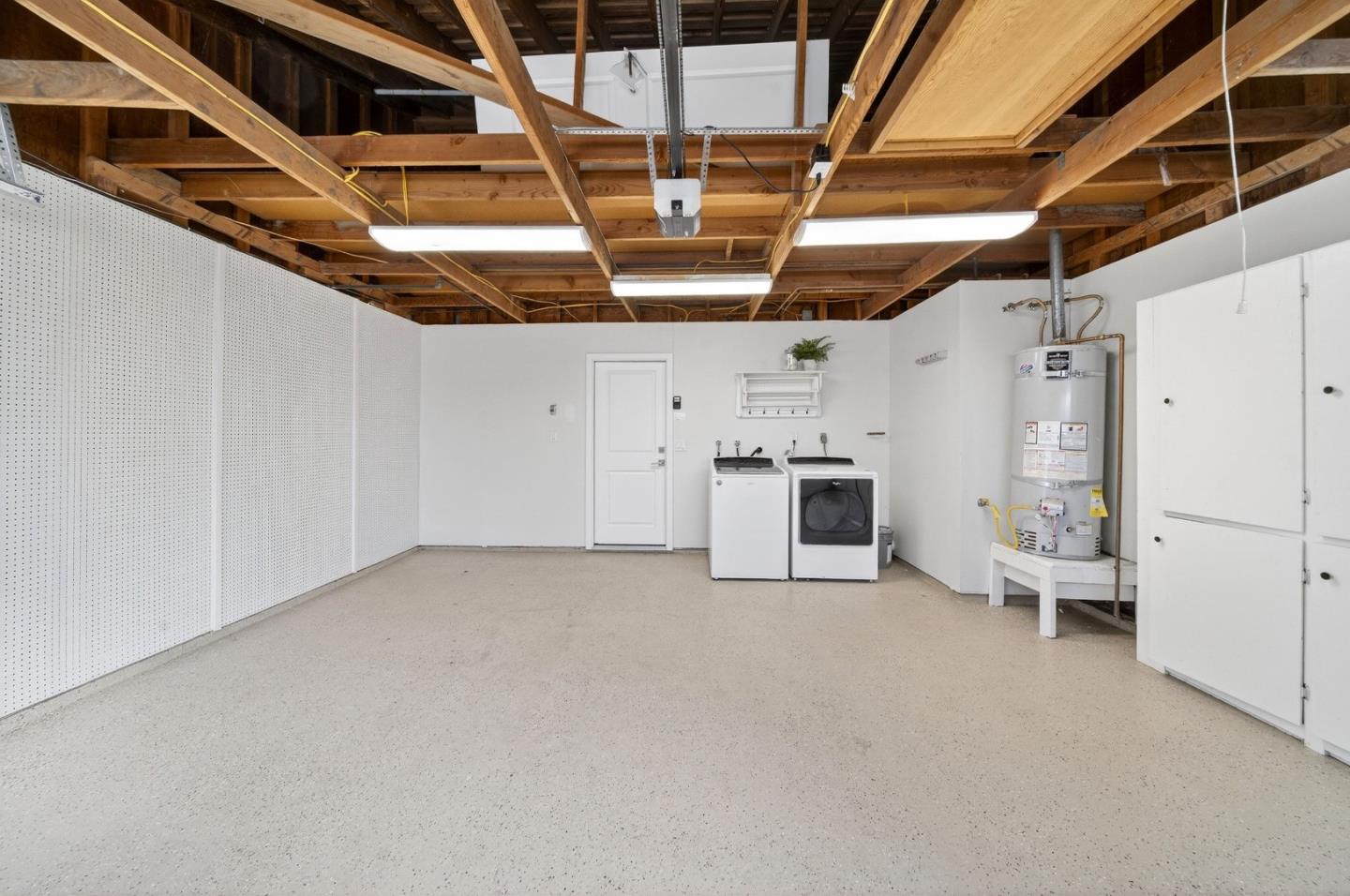 Detail Gallery Image 23 of 27 For 300 Ridgemark Dr, Hollister,  CA 95023 - 2 Beds | 2 Baths