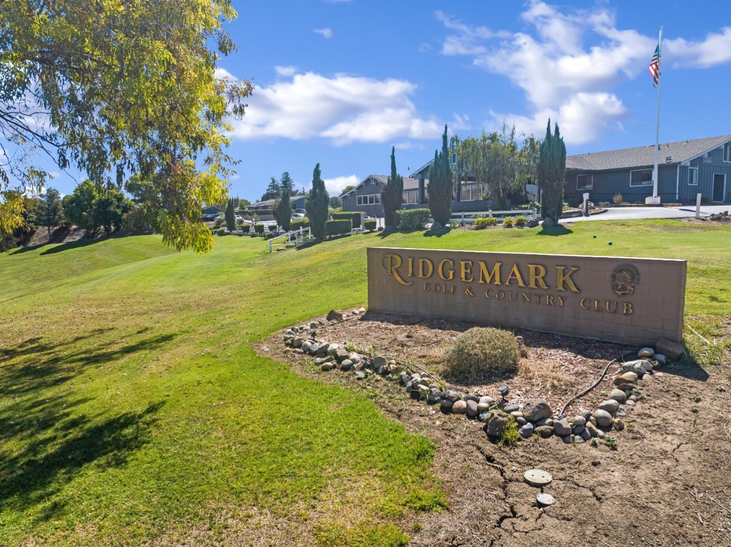 Detail Gallery Image 27 of 27 For 300 Ridgemark Dr, Hollister,  CA 95023 - 2 Beds | 2 Baths