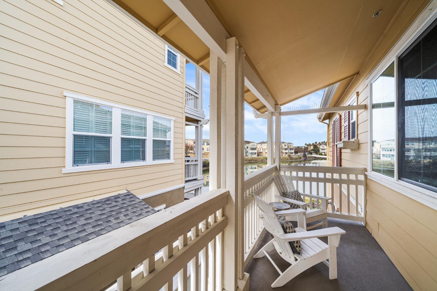 Detail Gallery Image 34 of 61 For 641 Turnbuckle Dr #1715,  Redwood City,  CA 94063 - 2 Beds | 2/1 Baths