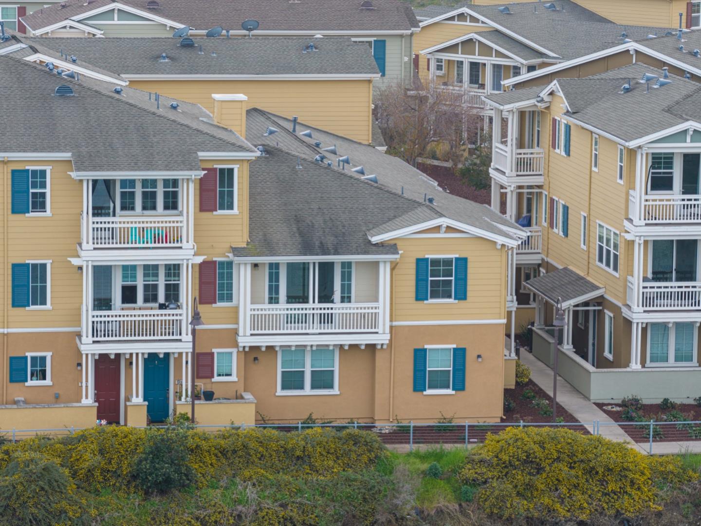 Detail Gallery Image 45 of 61 For 641 Turnbuckle Dr #1715,  Redwood City,  CA 94063 - 2 Beds | 2/1 Baths