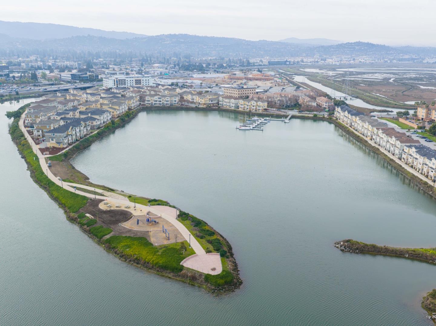 Detail Gallery Image 54 of 61 For 641 Turnbuckle Dr #1715,  Redwood City,  CA 94063 - 2 Beds | 2/1 Baths