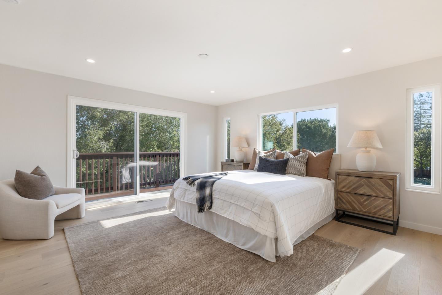 Detail Gallery Image 22 of 30 For 740 Greenview Pl, Los Altos,  CA 94024 - 4 Beds | 2/1 Baths