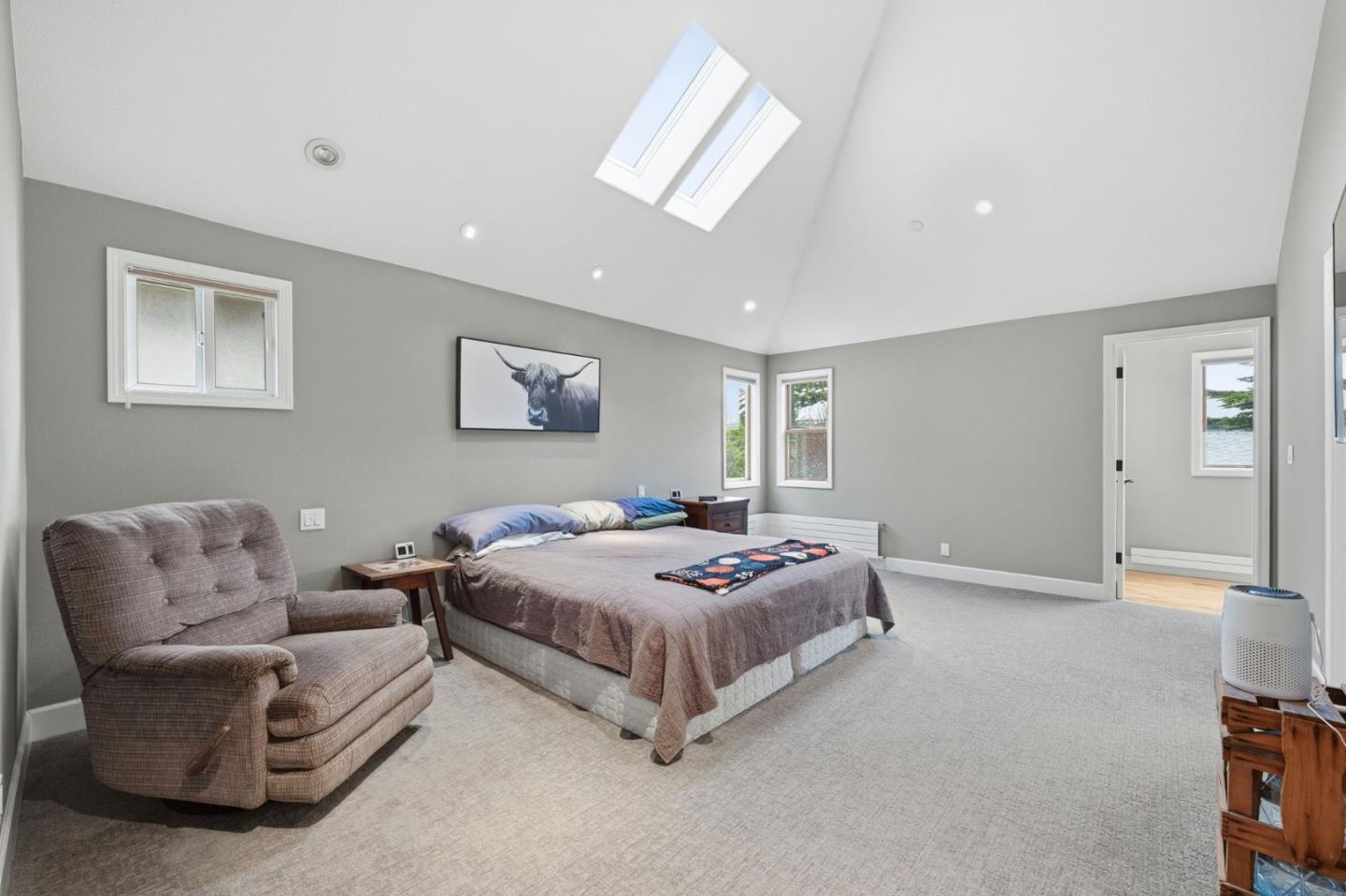 Detail Gallery Image 16 of 44 For 229 Garcia Ave, Half Moon Bay,  CA 94019 - 4 Beds | 3/2 Baths