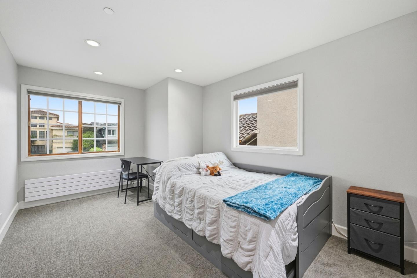 Detail Gallery Image 17 of 44 For 229 Garcia Ave, Half Moon Bay,  CA 94019 - 4 Beds | 3/2 Baths