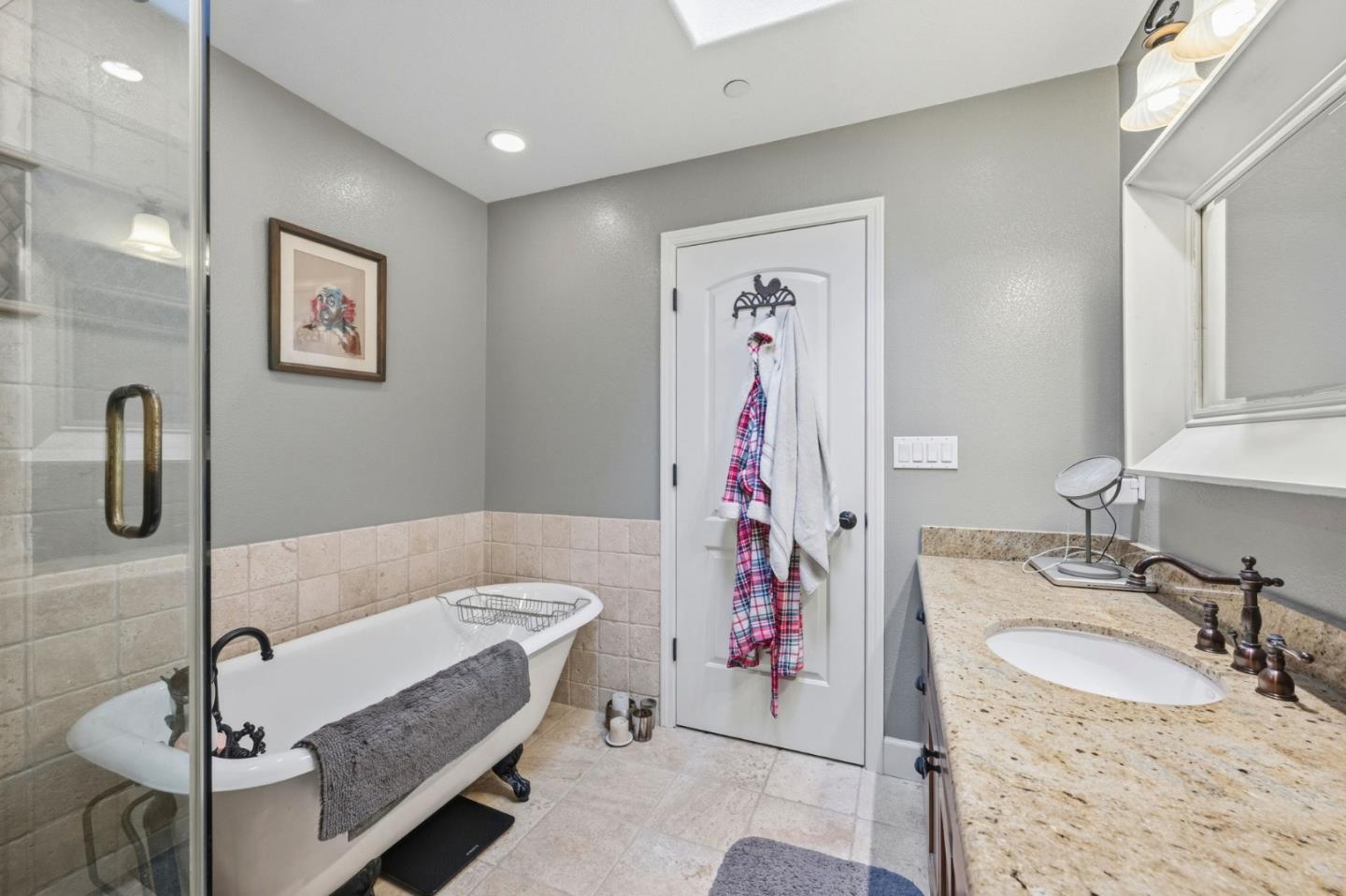 Detail Gallery Image 24 of 44 For 229 Garcia Ave, Half Moon Bay,  CA 94019 - 4 Beds | 3/2 Baths