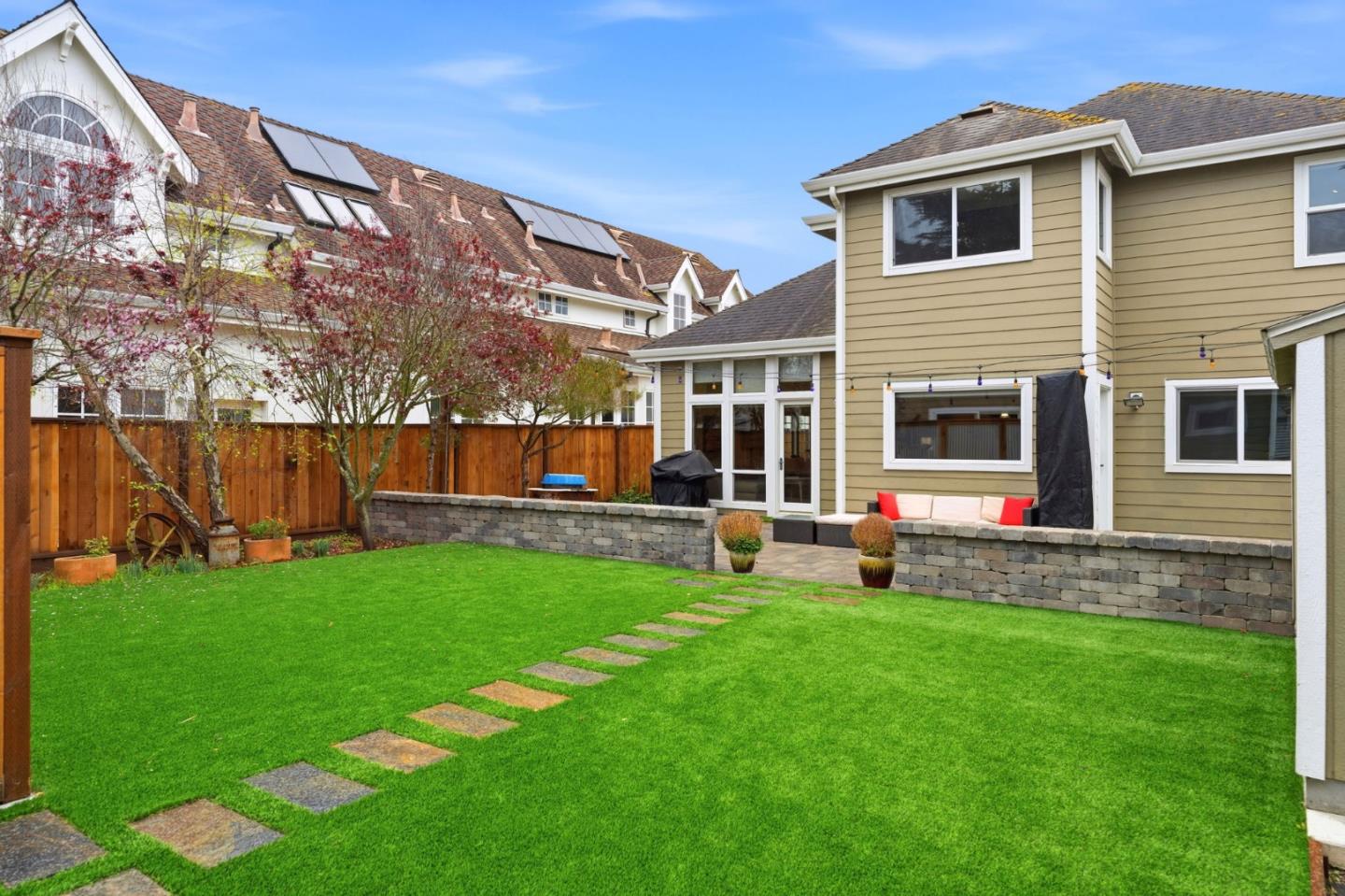 Detail Gallery Image 37 of 44 For 229 Garcia Ave, Half Moon Bay,  CA 94019 - 4 Beds | 3/2 Baths