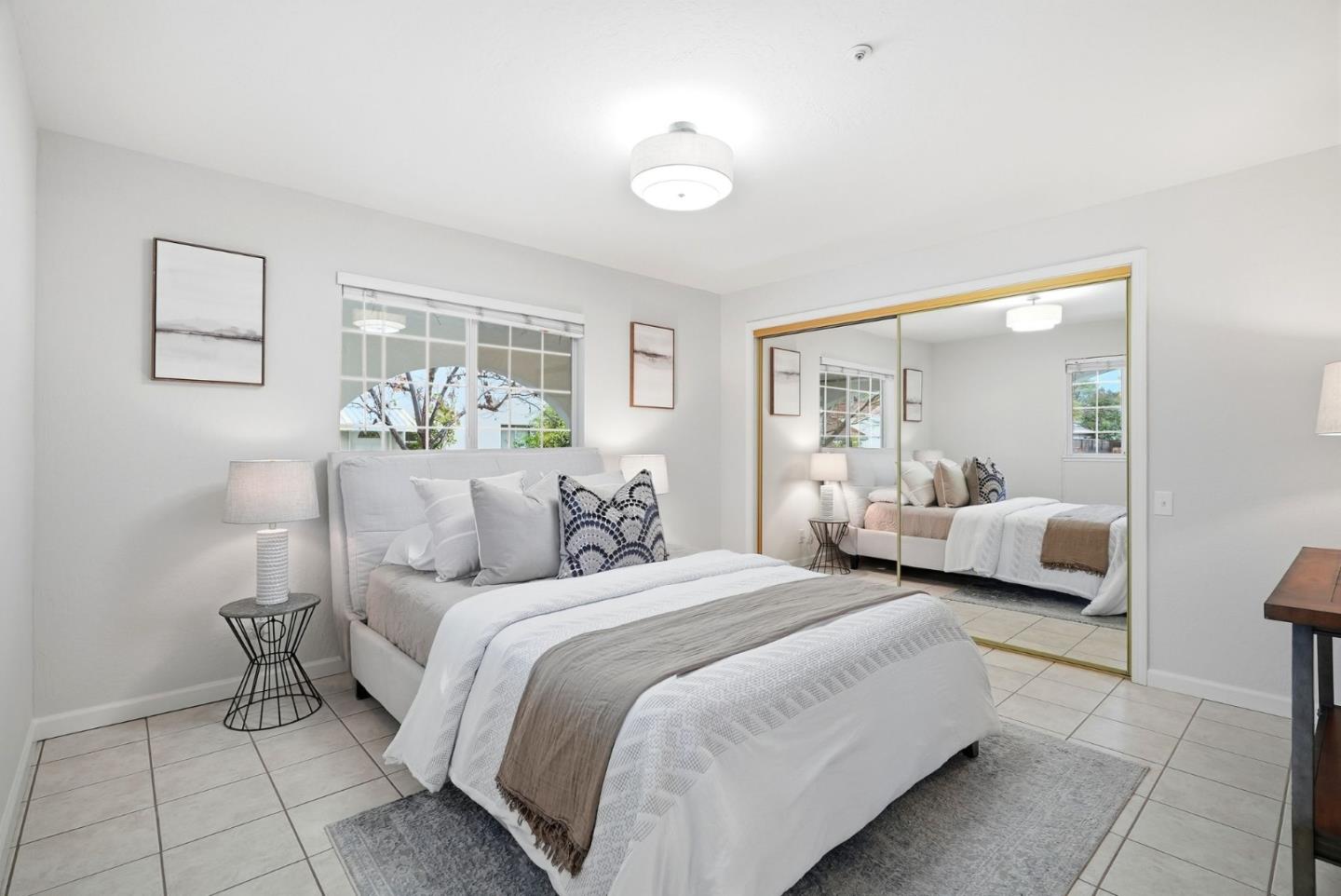 Detail Gallery Image 12 of 45 For 320 Angel Ave, Sunnyvale,  CA 94086 - 6 Beds | 5 Baths