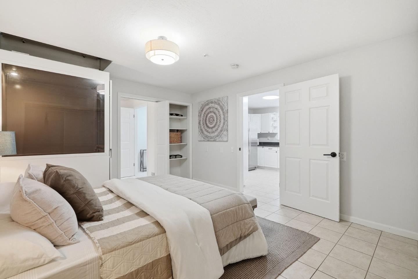 Detail Gallery Image 15 of 45 For 320 Angel Ave, Sunnyvale,  CA 94086 - 6 Beds | 5 Baths