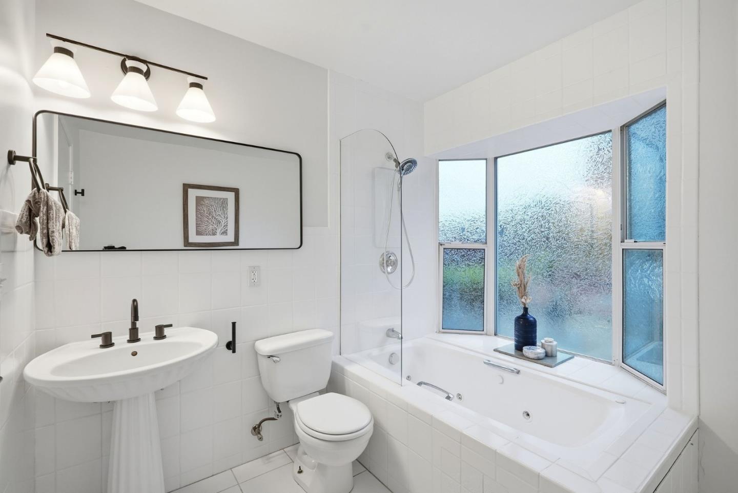 Detail Gallery Image 25 of 45 For 320 Angel Ave, Sunnyvale,  CA 94086 - 6 Beds | 5 Baths