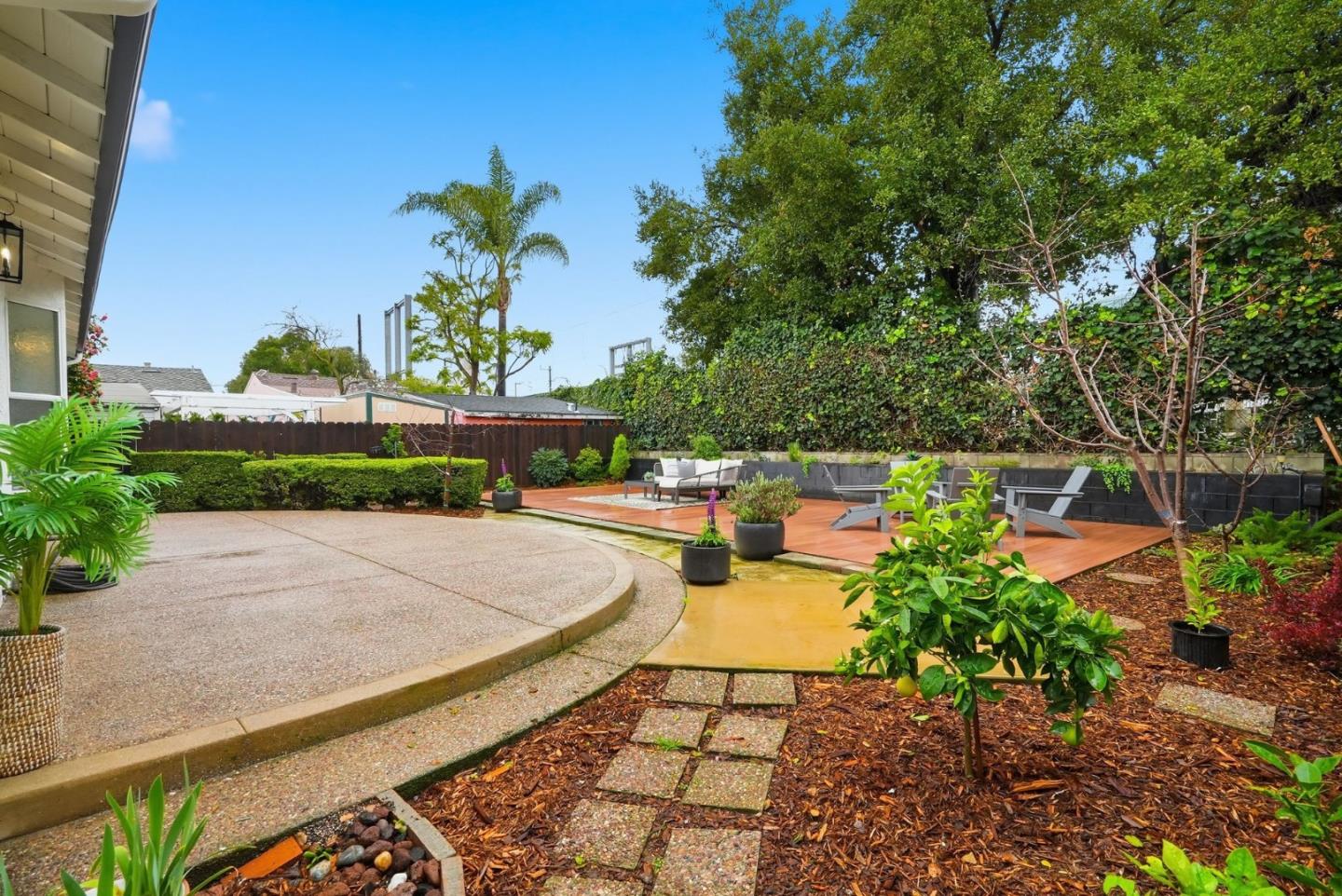 Detail Gallery Image 27 of 45 For 320 Angel Ave, Sunnyvale,  CA 94086 - 6 Beds | 5 Baths