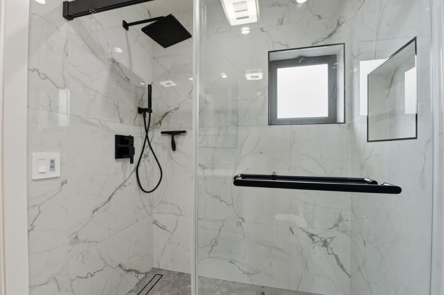 Detail Gallery Image 28 of 37 For 809 Midvale Ln, San Jose,  CA 95136 - 5 Beds | 2/1 Baths