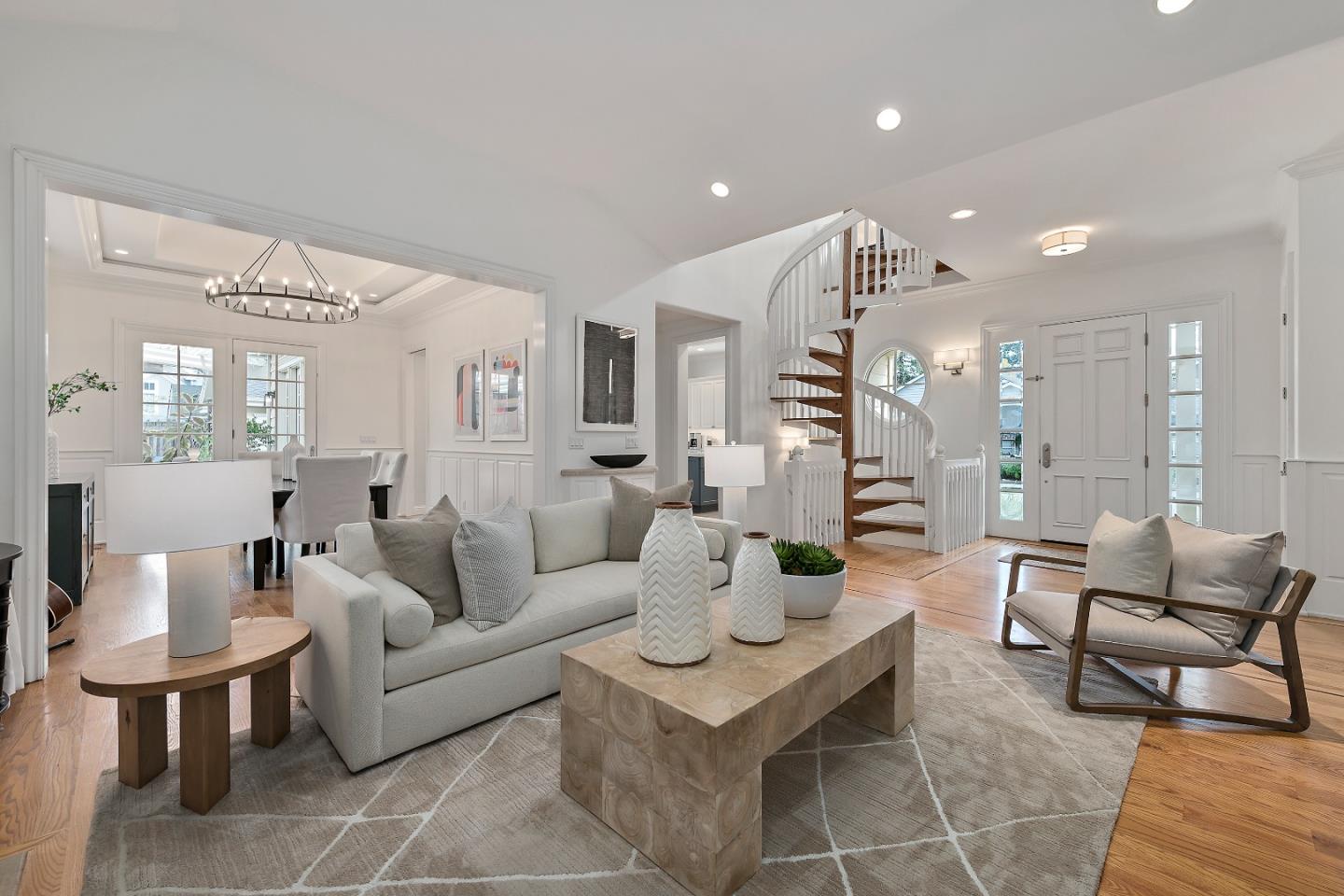 Detail Gallery Image 8 of 44 For 910 Cambridge Ave, Menlo Park,  CA 94025 - 4 Beds | 3/1 Baths