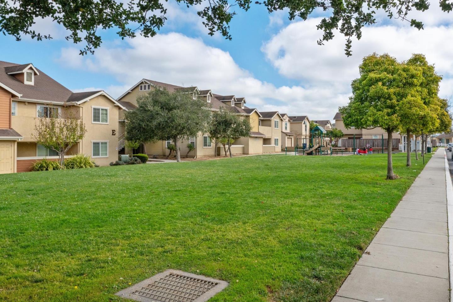 Detail Gallery Image 28 of 29 For 360 San Juan Grade Rd, Salinas,  CA 93906 - 3 Beds | 2/1 Baths