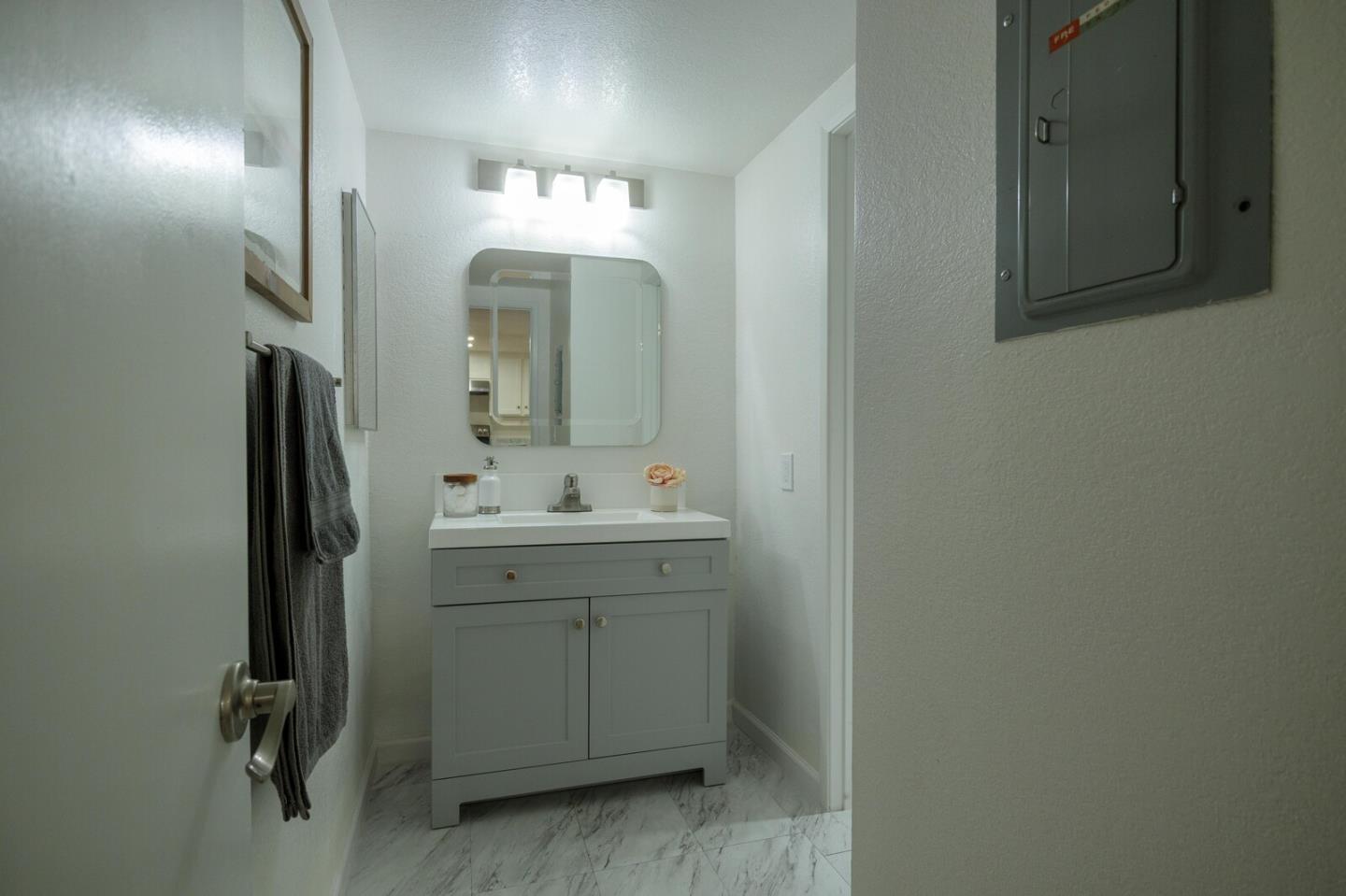 Detail Gallery Image 26 of 29 For 20666 Celeste Cir, Cupertino,  CA 95014 - 1 Beds | 1 Baths