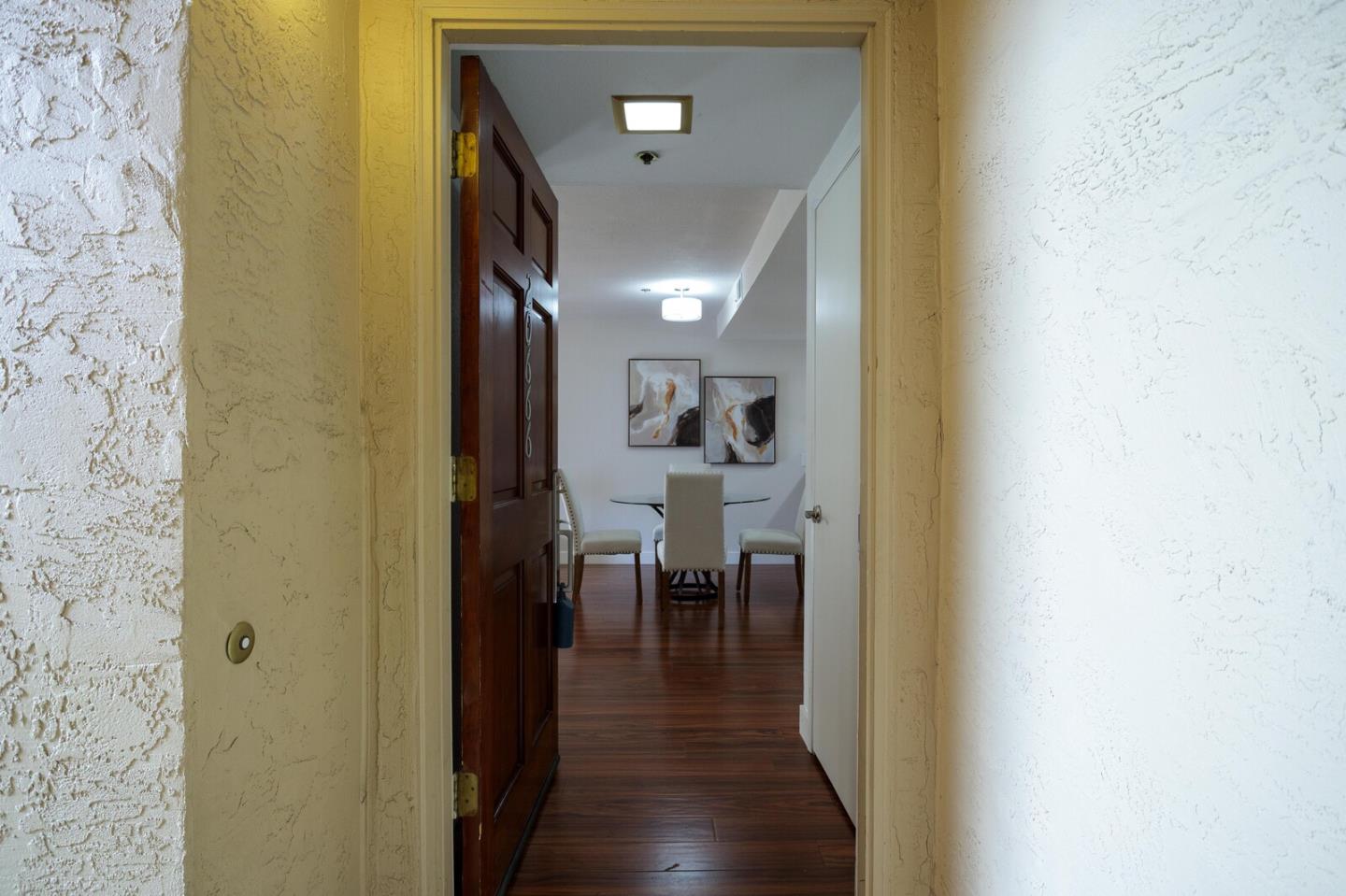 Detail Gallery Image 4 of 29 For 20666 Celeste Cir, Cupertino,  CA 95014 - 1 Beds | 1 Baths