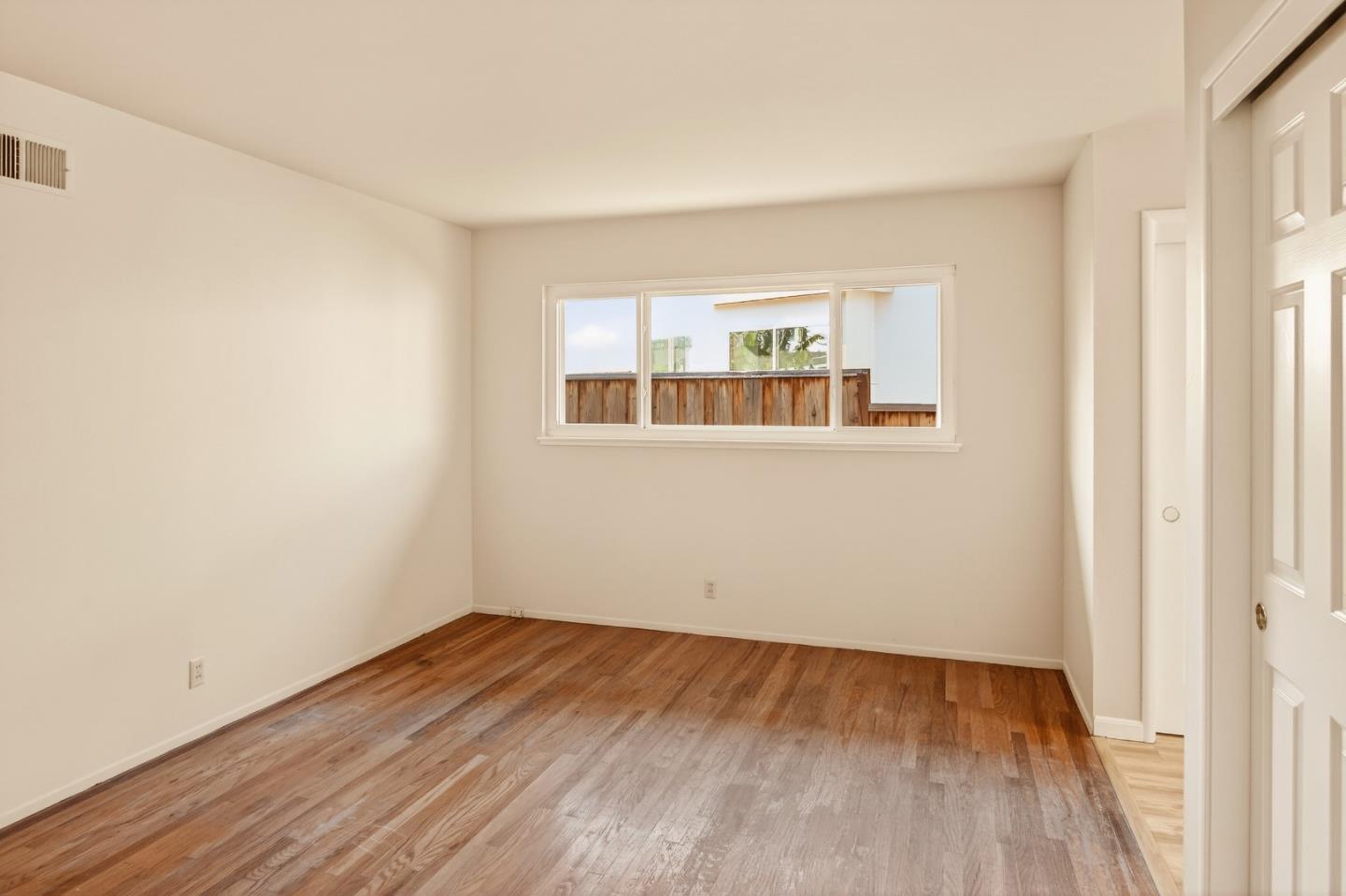 Detail Gallery Image 15 of 32 For 4822 Pepperwood Way, San Jose,  CA 95124 - 4 Beds | 2 Baths