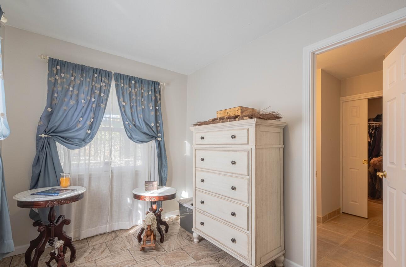 Detail Gallery Image 23 of 33 For 820 Comstock Rd, Hollister,  CA 95023 - 3 Beds | 2 Baths