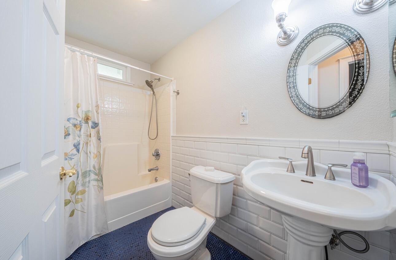 Detail Gallery Image 31 of 33 For 820 Comstock Rd, Hollister,  CA 95023 - 3 Beds | 2 Baths