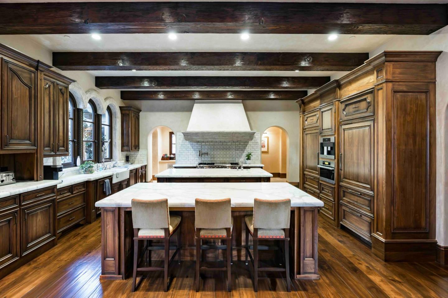 Detail Gallery Image 11 of 52 For 35 Barry Ln, Atherton,  CA 94027 - 7 Beds | 8/2 Baths