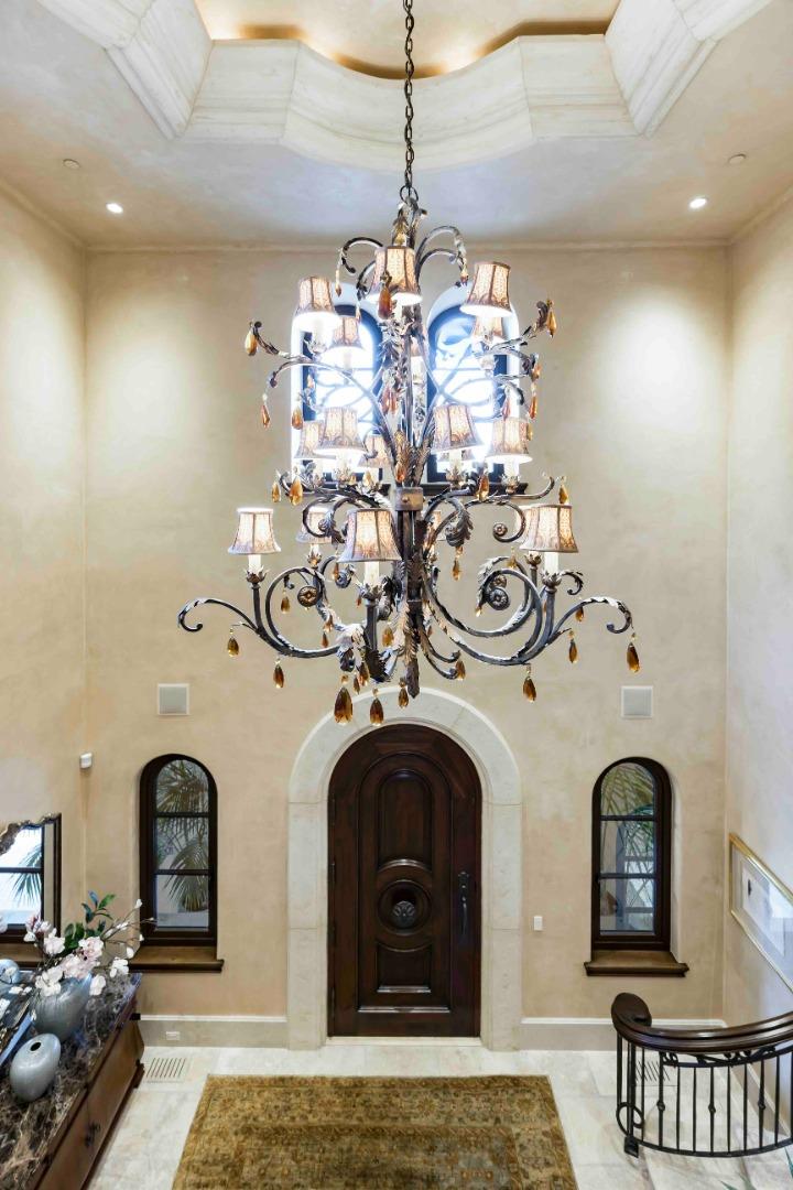 Detail Gallery Image 14 of 52 For 35 Barry Ln, Atherton,  CA 94027 - 7 Beds | 8/2 Baths