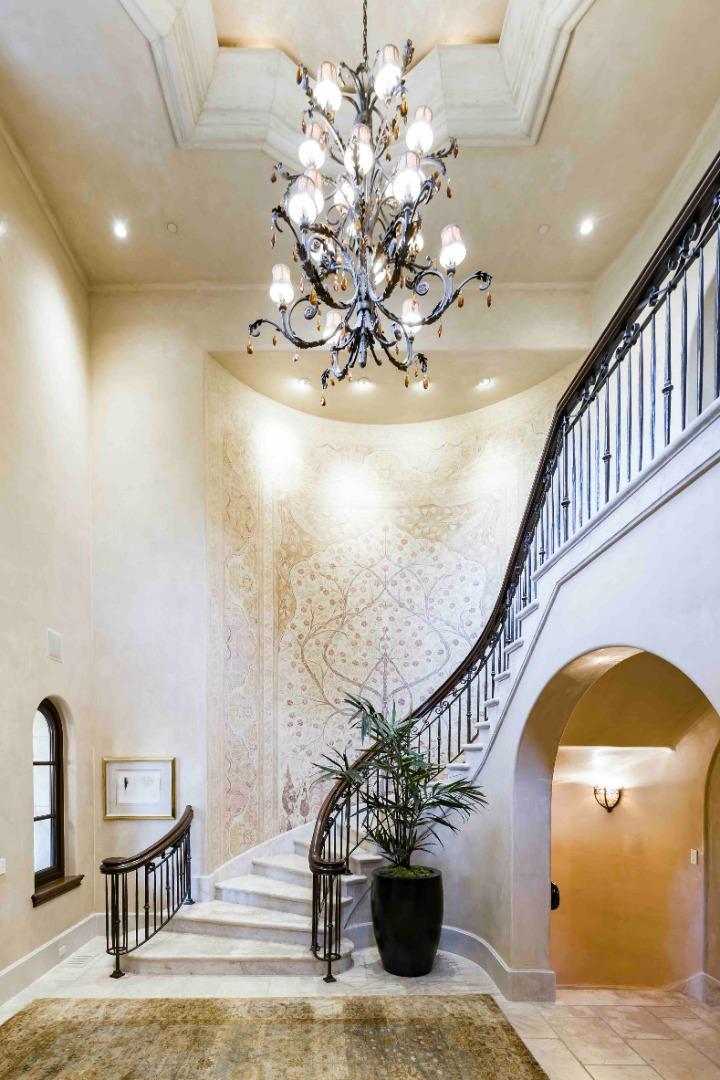 Detail Gallery Image 15 of 52 For 35 Barry Ln, Atherton,  CA 94027 - 7 Beds | 8/2 Baths