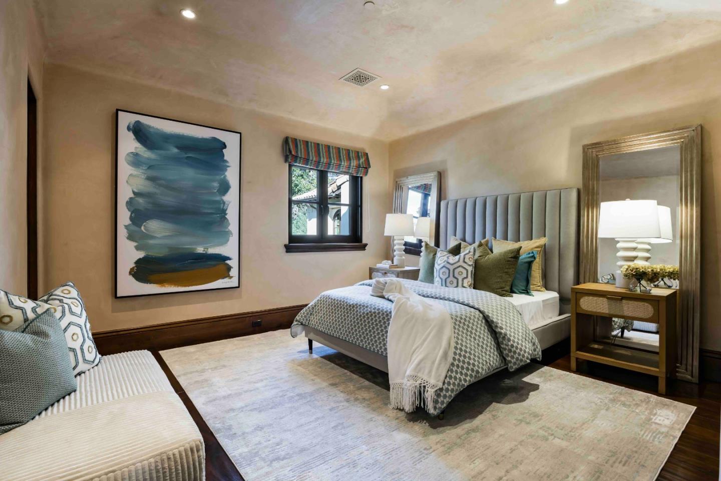 Detail Gallery Image 23 of 52 For 35 Barry Ln, Atherton,  CA 94027 - 7 Beds | 8/2 Baths