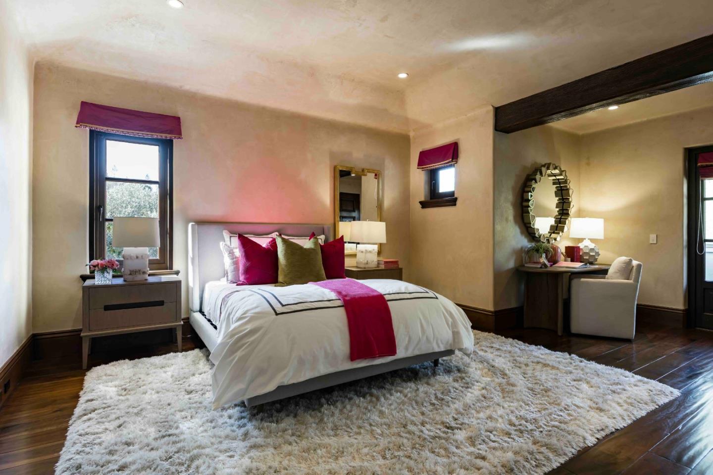 Detail Gallery Image 24 of 52 For 35 Barry Ln, Atherton,  CA 94027 - 7 Beds | 8/2 Baths