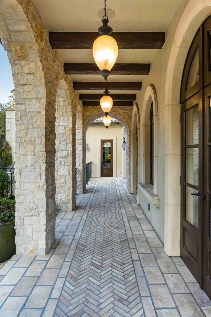 Detail Gallery Image 37 of 52 For 35 Barry Ln, Atherton,  CA 94027 - 7 Beds | 8/2 Baths