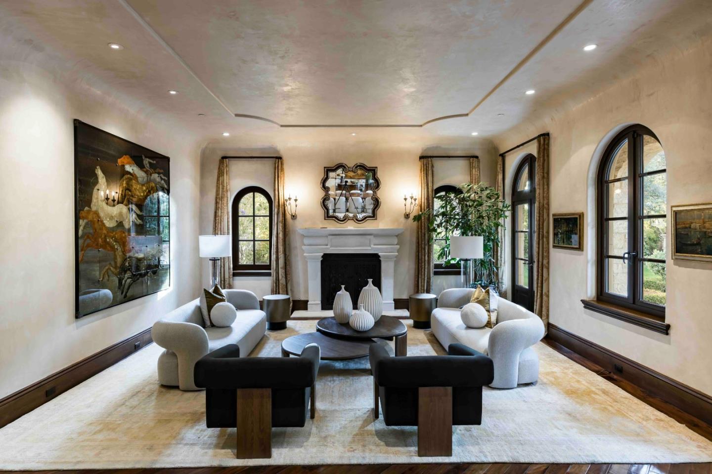 Detail Gallery Image 4 of 52 For 35 Barry Ln, Atherton,  CA 94027 - 7 Beds | 8/2 Baths