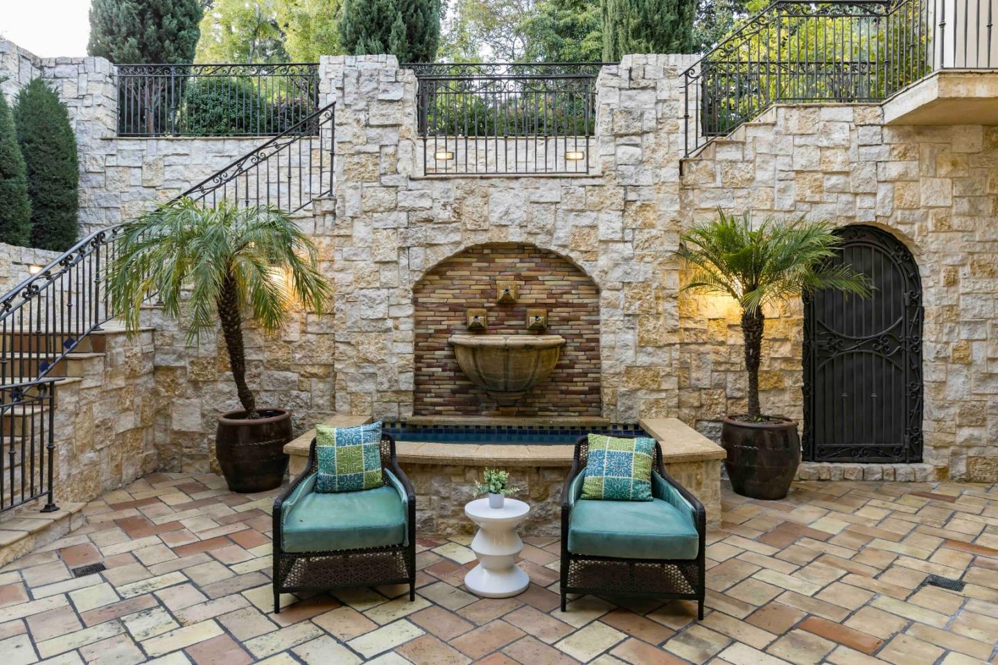 Detail Gallery Image 45 of 52 For 35 Barry Ln, Atherton,  CA 94027 - 7 Beds | 8/2 Baths