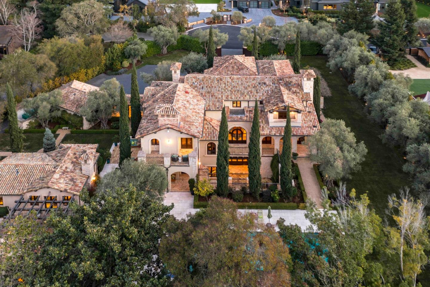 Detail Gallery Image 51 of 52 For 35 Barry Ln, Atherton,  CA 94027 - 7 Beds | 8/2 Baths