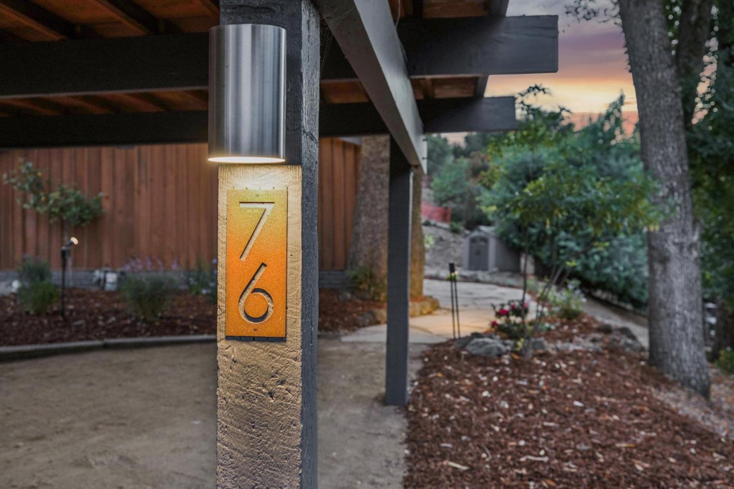 Detail Gallery Image 16 of 20 For 76 Old Spanish Trl, Portola Valley,  CA 94028 - 2 Beds | 2 Baths