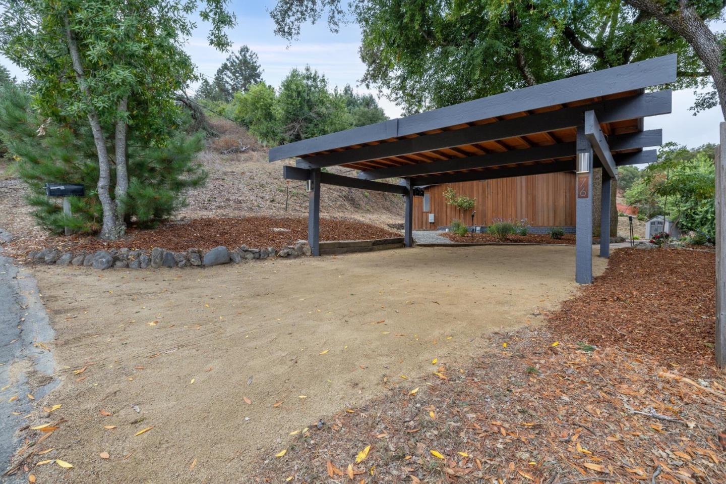 Detail Gallery Image 18 of 20 For 76 Old Spanish Trl, Portola Valley,  CA 94028 - 2 Beds | 2 Baths