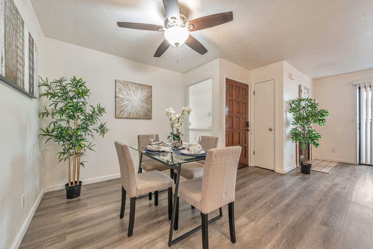 Detail Gallery Image 6 of 15 For 1427 Alma Loop, San Jose,  CA 95125 - 2 Beds | 2 Baths